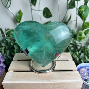 Green Fluorite Heart Carving B with Stand